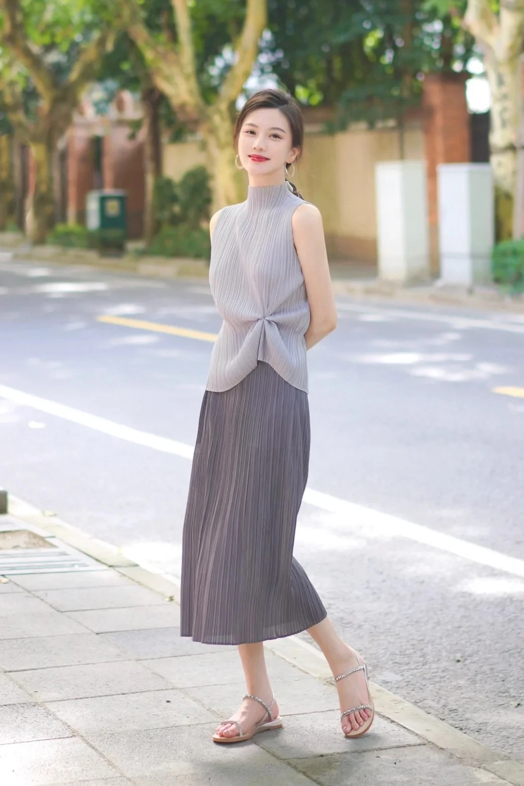 

Women's Casual High Collar Sleeveless Pleated Loose Slimming Top T-Shirt Commute Style Polyester Fabric Summer Fashion