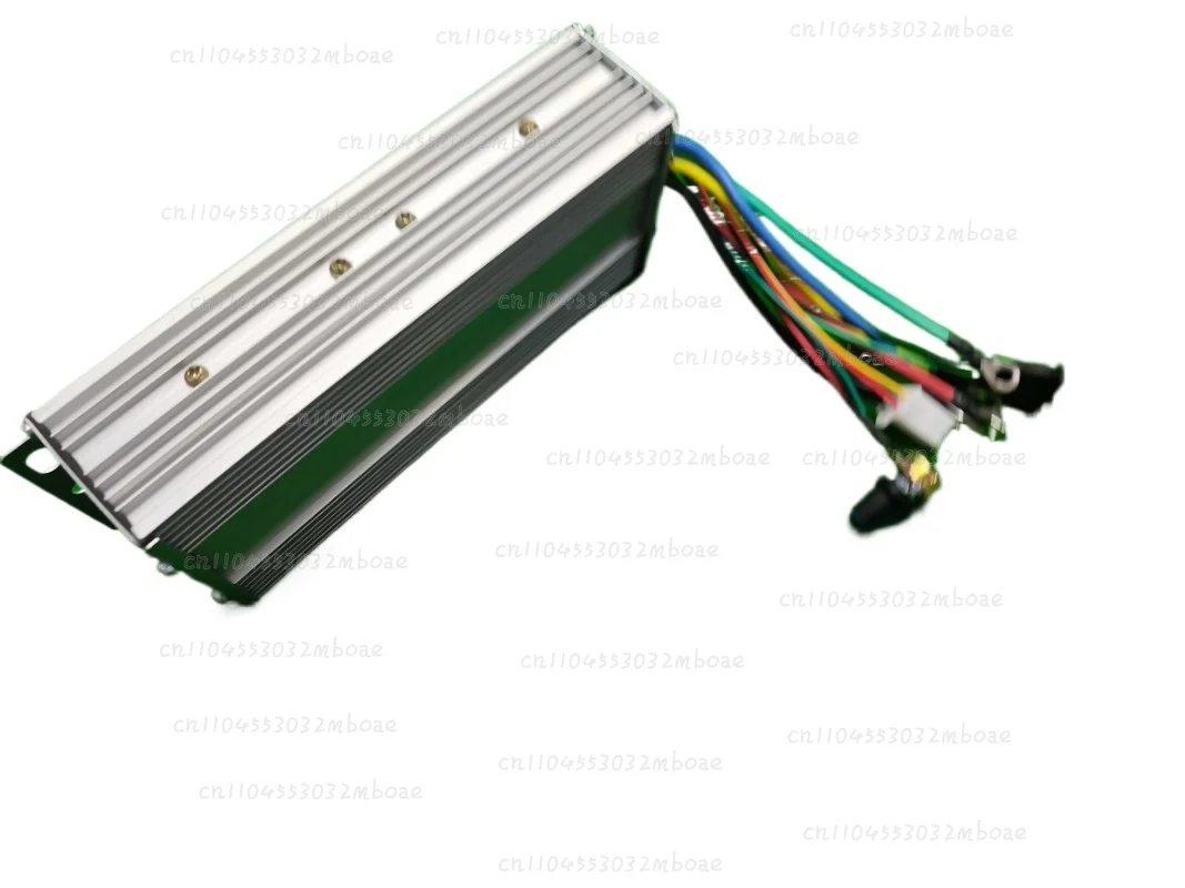 

Мощный бесщеточный контроллер двигателя 800 Вт 40 А DC12V-24V