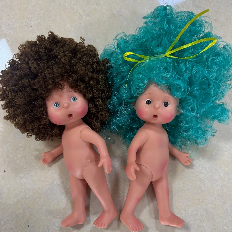 

23CM Retro Style Kawaii Baby Bobby Dolls Toy with Random Clothes Collection Ornament Model Healing Fairy Figure Birthday Gift