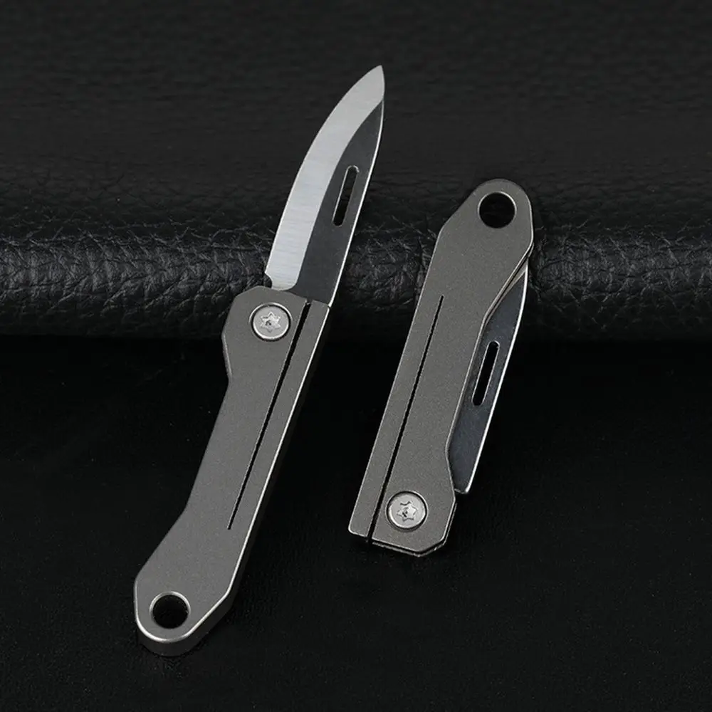 Mini Self Defense Multifunction Outdoor Survival Emergency Mini Knife EDC Tools Pocket Cutting Tool Portable Key Chains