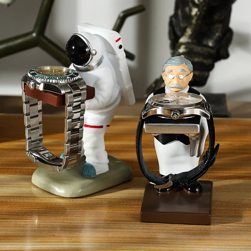 New Resin Watch Stand Individuality Astronaut Old Housekeeper  Holder Watch Storage Boxes Creative Decorative Ornaments Jewelry