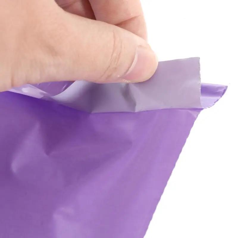 ถุงไปรษณีย์สีม่วง100ชิ้นถุงจัดเก็บซองจดหมายแบบด่วนถุงไปรษณีย์ถุงบรรจุภัณฑ์กระเป๋าพลาสติก PE แบบมีกาวในตัวถุงสำหรับจัดส่ง