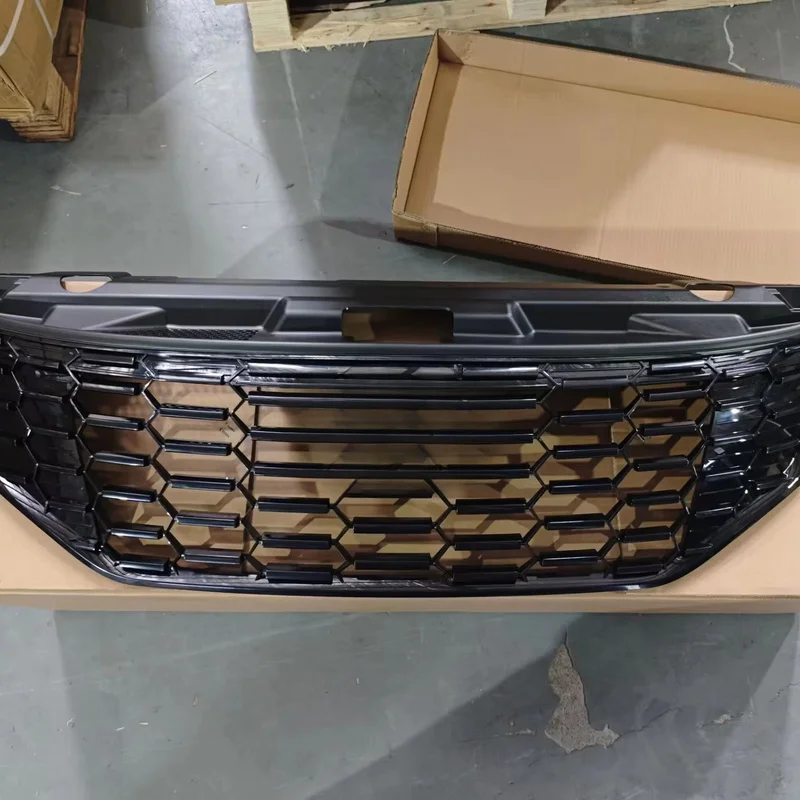 High Quality Front Radiator Grille Factory Wholesale Sturdy Structure Easy Install Auto Exterior Replacement Accessory
