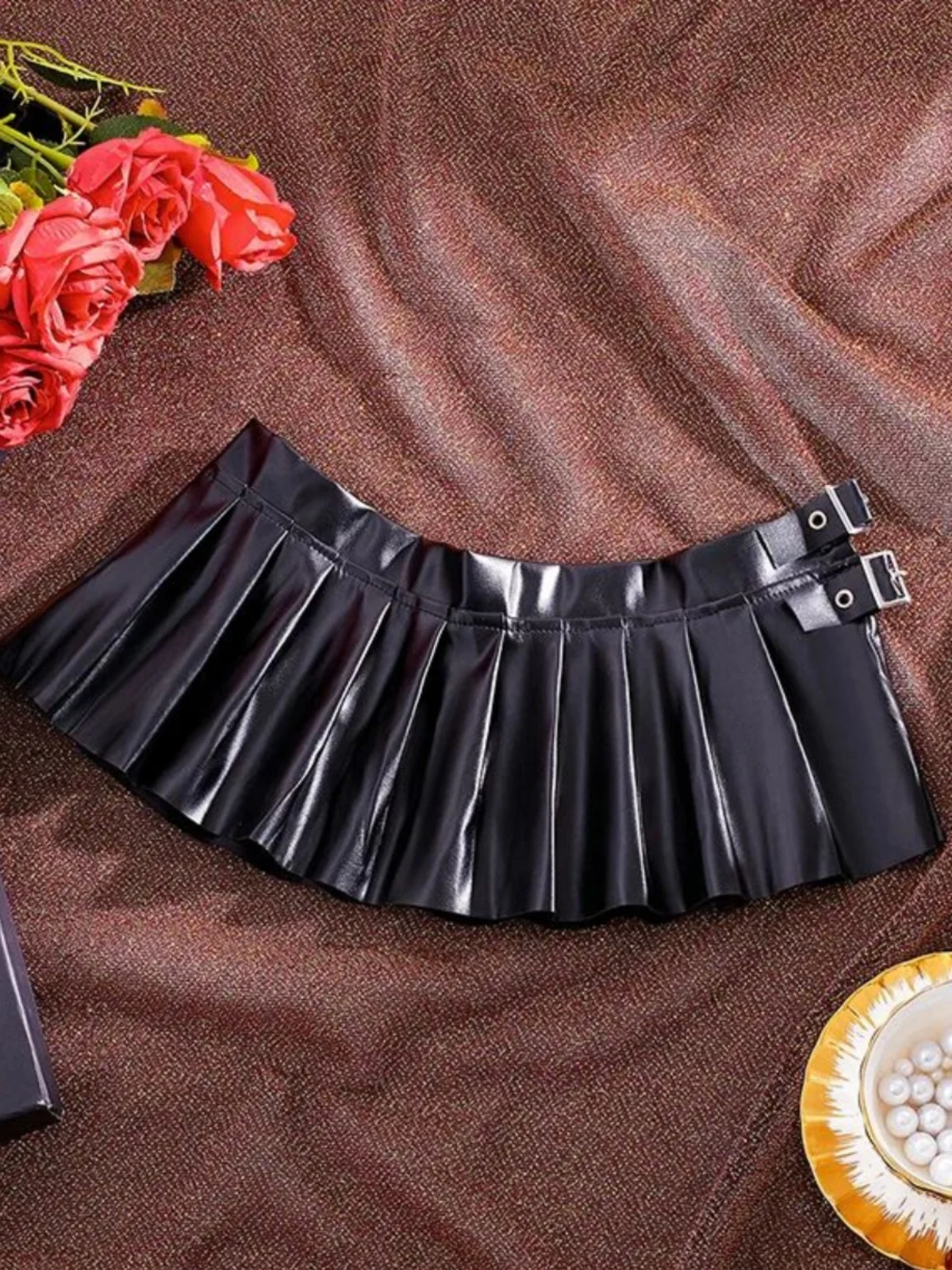 

Сексуальная плиссированная юбка из искусственной кожи, ультракороткая, с боковыми разрезами, низкой талией, из полиэфирного волокна, для повседневной носки, А-силуэт, с поясом