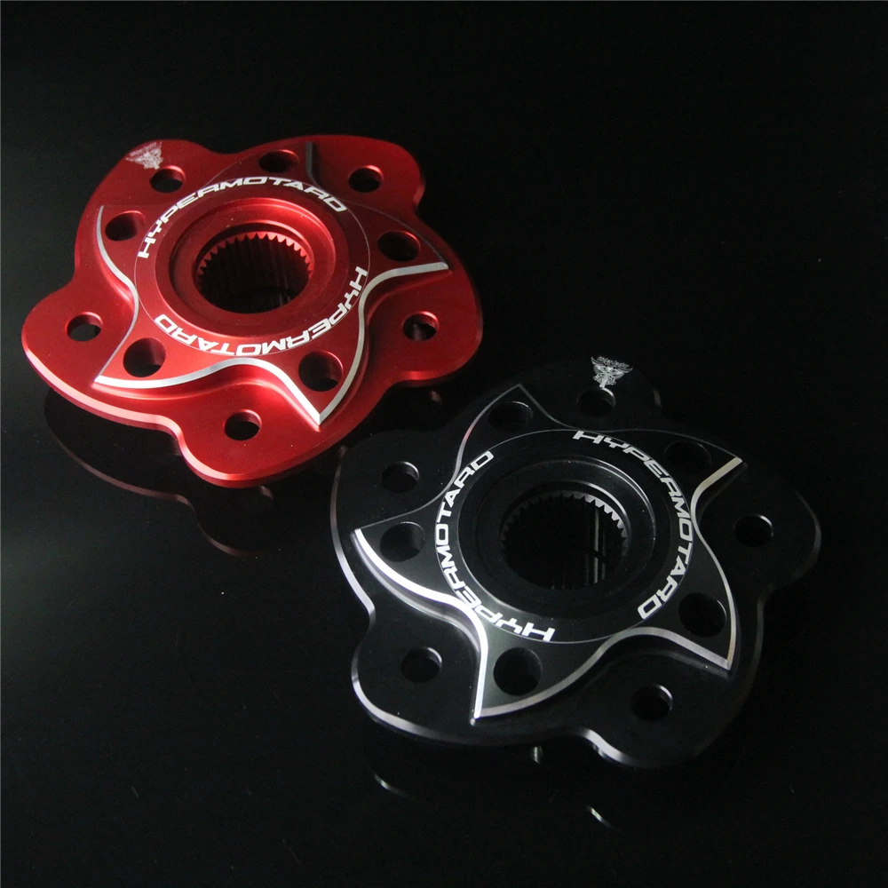 CNC Motorcycle Rear Sprocket Hub Carrier Cover For Ducati Hypermotard 796 / 1100 / 821 / 939 / 950 All Years