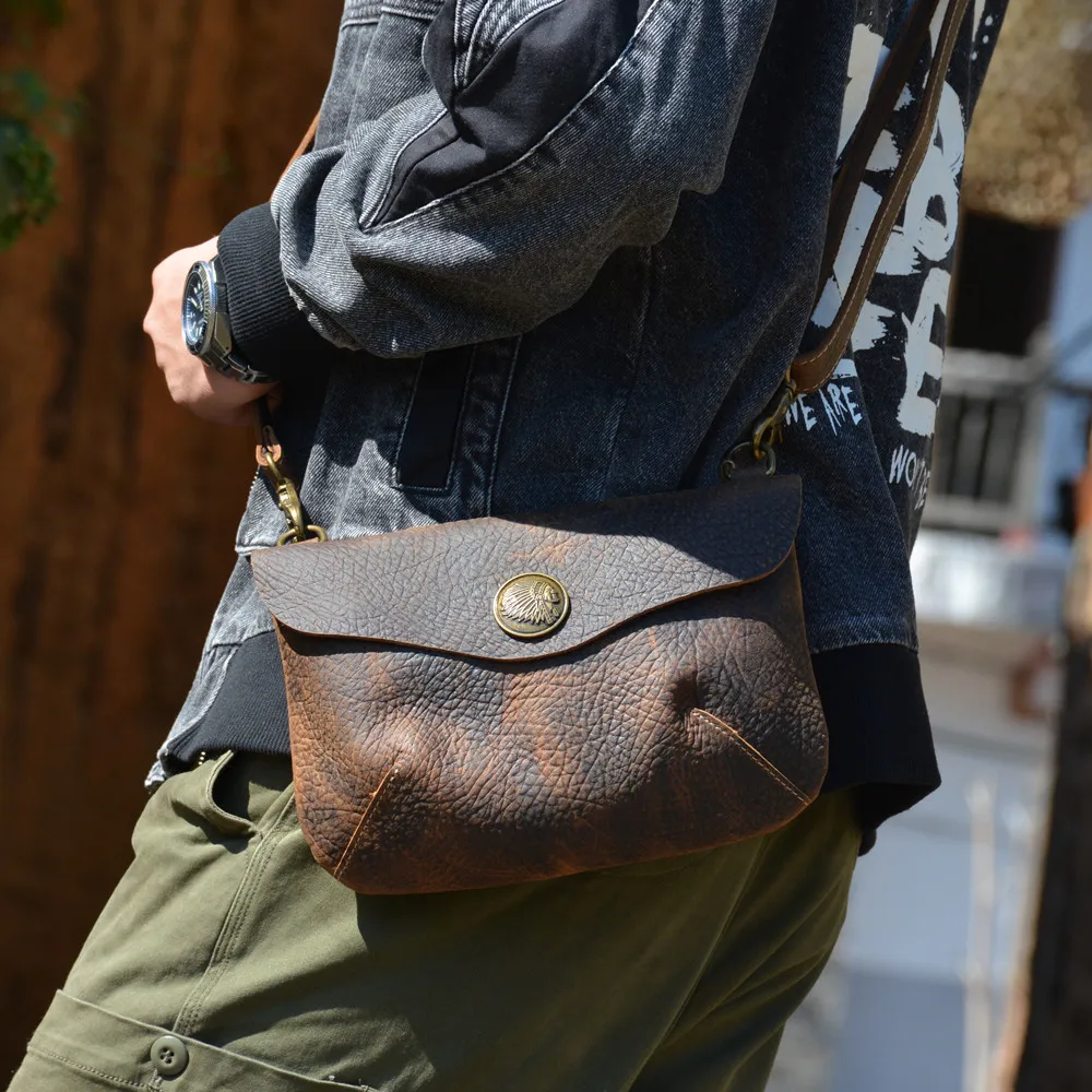 Vintage Style Genuine Cowhide Leather Crossbody Bag for Men Casual Single Shoulder Small Square Phone Bag Leather Goods