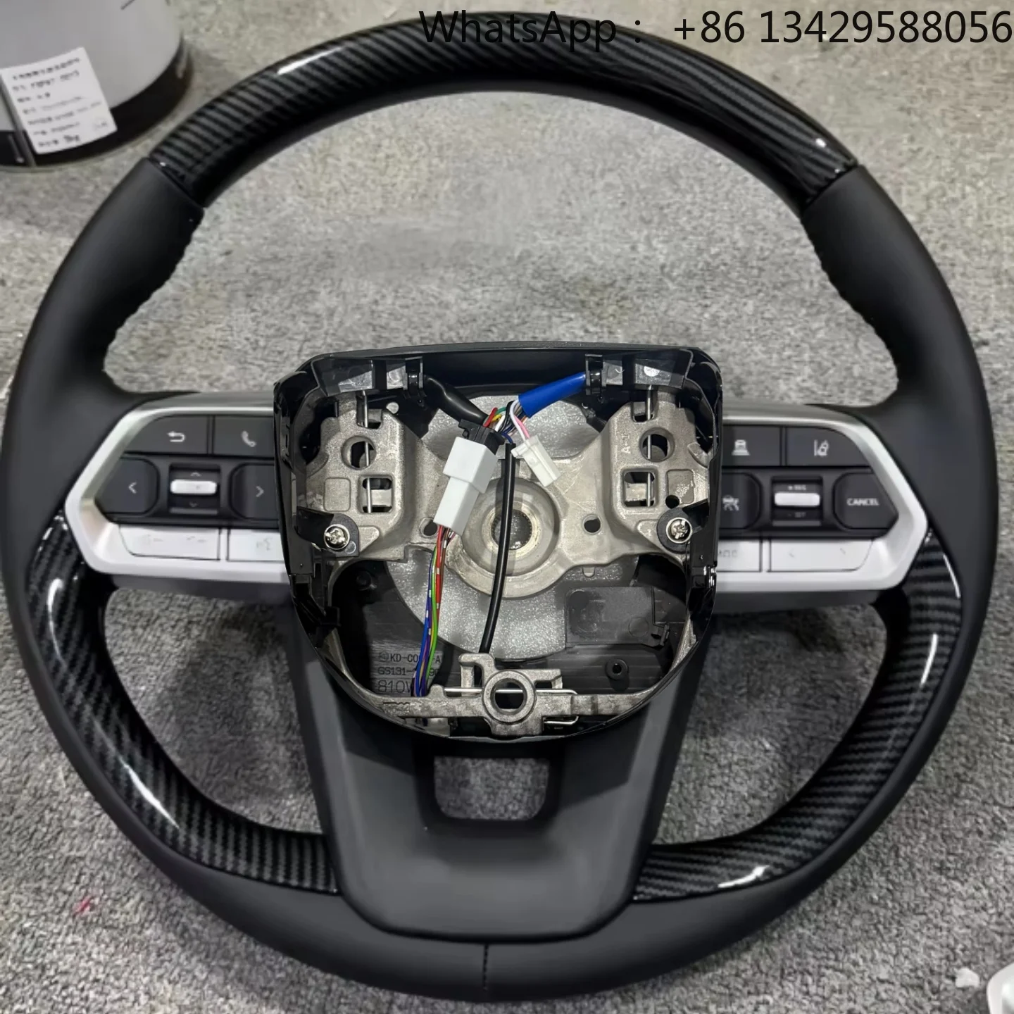 Car Steering Wheel Modification Carbon Fiber Leather for Toyota Hilux Fortuner Land Cruise GR for Toyota Previa Car Accessories