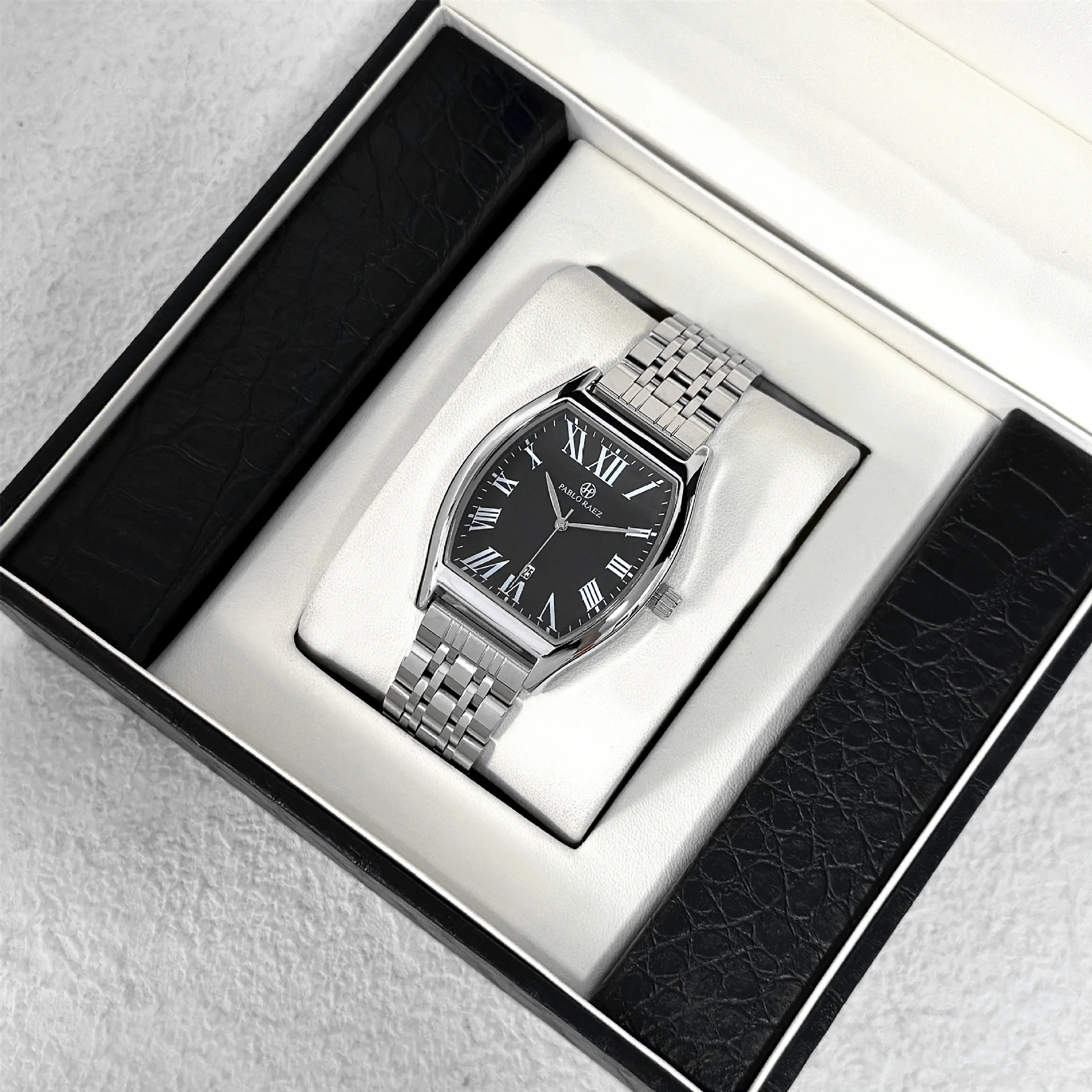 Męski zegarek ze stalowym paskiem Biznesowa lekka marka Spersonalizowana beczka na wino Wodoodporny kalendarz Proste męskie modne zegarki kwarcowe na rękę