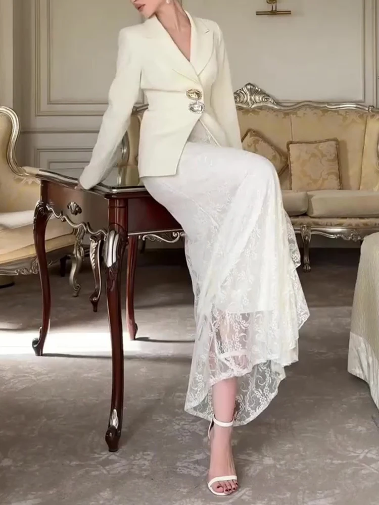 

Элегантные комплекты блейзеров и кружевных юбок на пуговицах с длинными рукавами, темпераментные однотонные наряды для поездок на работу, модные комплекты плиссированных юбок нестандартной формы