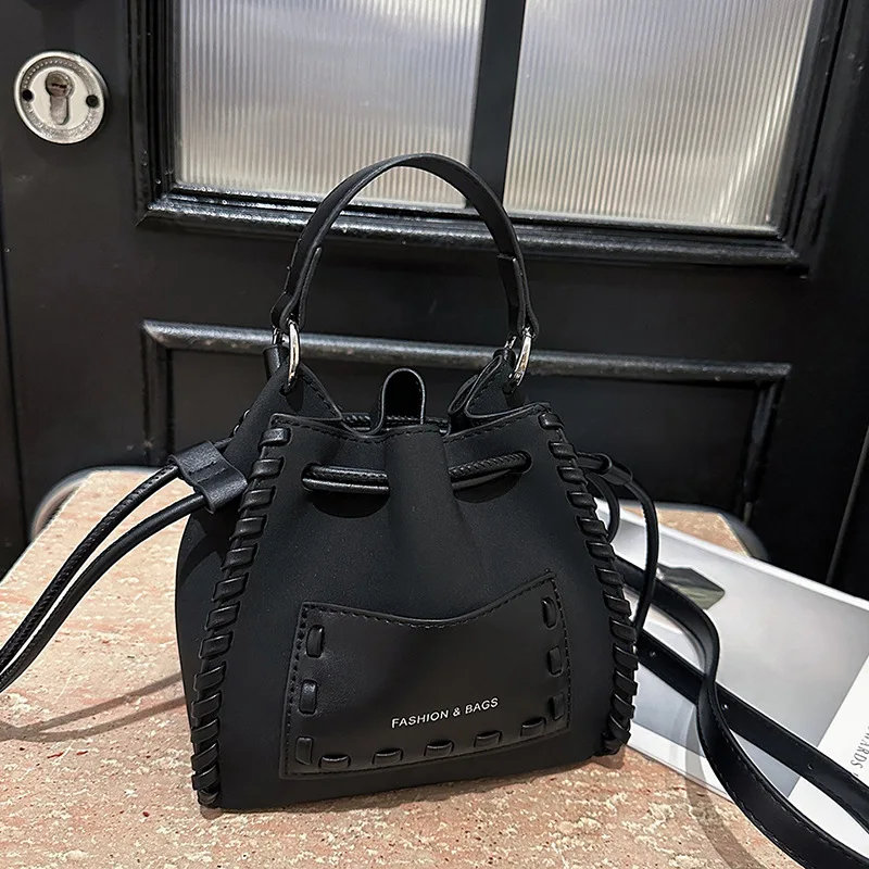 

2025 Spring/Summer Essential! Solid Color Bucket Bag - Handheld/Shoulder/Crossbody, Trendy Women's Fashion