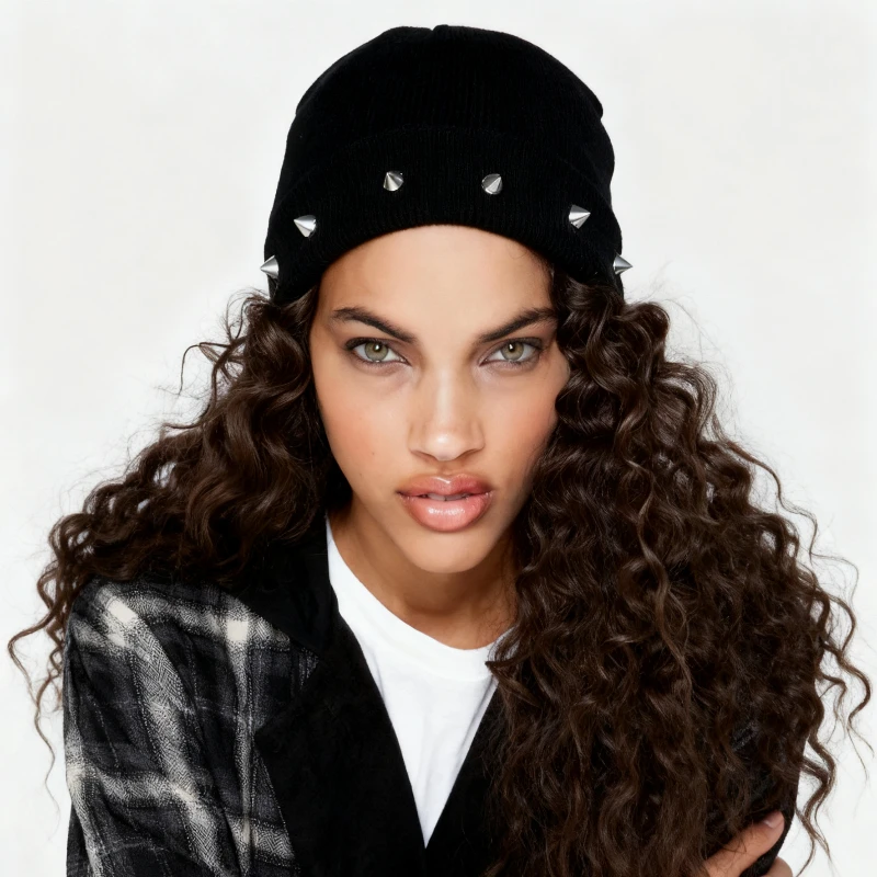 1 Stück Punk-Stil mit Nieten verzierte Beanie-Mütze, Outdoor Y2K Vintage Solid Black Warm Knitt Kopfbedeckung, geeignet für den täglichen All-Winter-Wear