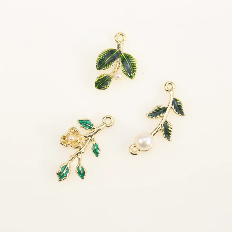 50pcs/lot ancient style flower pendant alloy enamel leave Charm DIY accessories of necklace bracelet headdress
