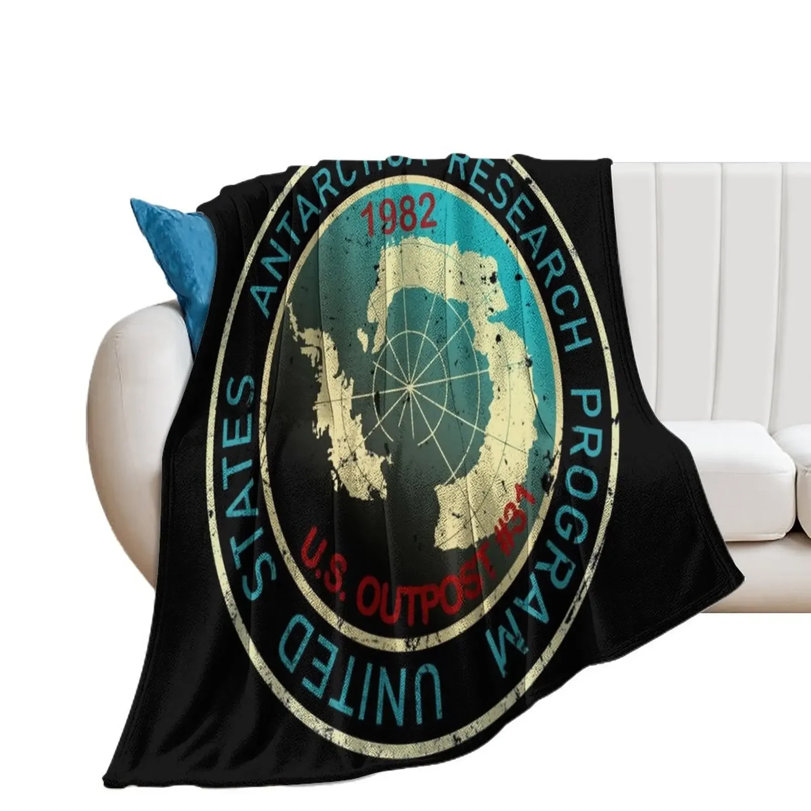 

The Thing Antarctica Research Program Outpost 31 Throw Blanket Flannel Fabric Furrys warm for winter Blankets