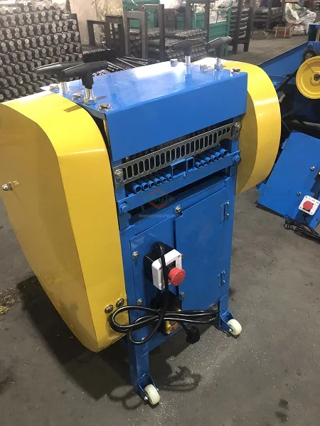 آلة تجريد أسلاك الكابلات الأوتوماتيكية BSGH آلة سحب الأسلاك آلة تعرية الكابلات للبيع #4