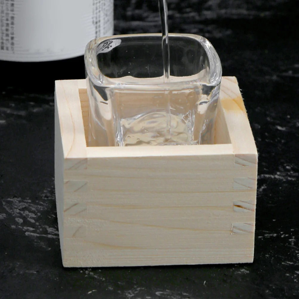 

2Pcs Japanese Sake Cup Wooden Square Box Portable Reusable Storage Holder Mini Wood Sake Container Gift Japanese Box