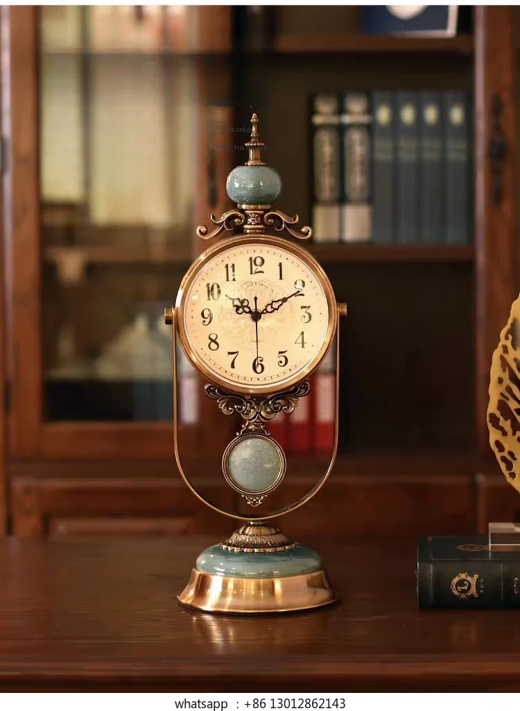 

American table light luxury clock modern simple clock decoration