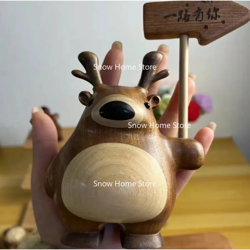 Sandalwood Solid Wood Elk Refrigerator Magnets Suitable for Home Decoration, Carved Fawn Magnetic Ornaments