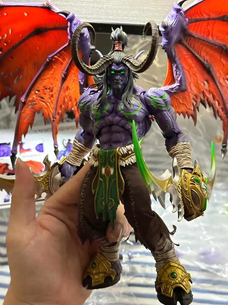 Spot Hero Toys Demon Hunter Illidan Stormrage Height 24cm Action Figure Collectible Model