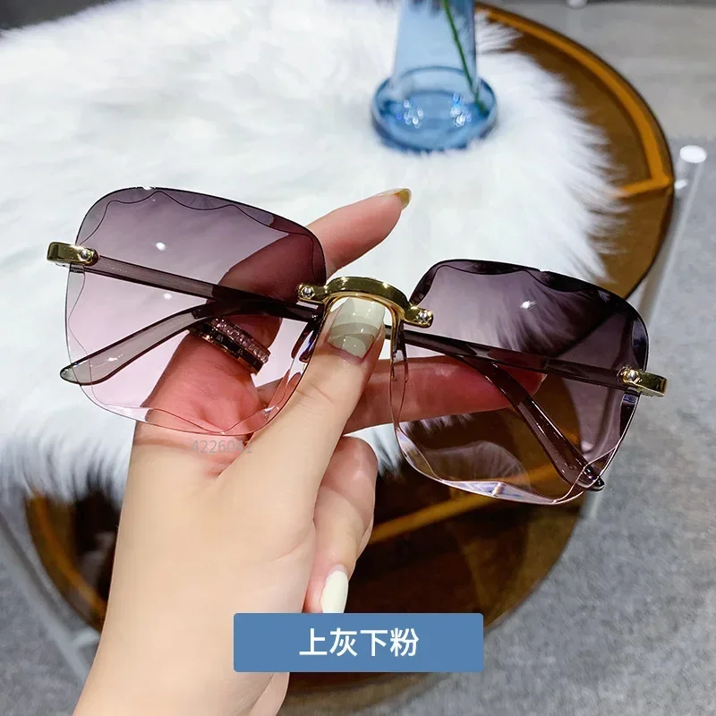 

Women's Transparent Multi-color Lenses UV400 Women Sunglasses Frameless Cut Edge Sunglasses New Summer Sun Visors