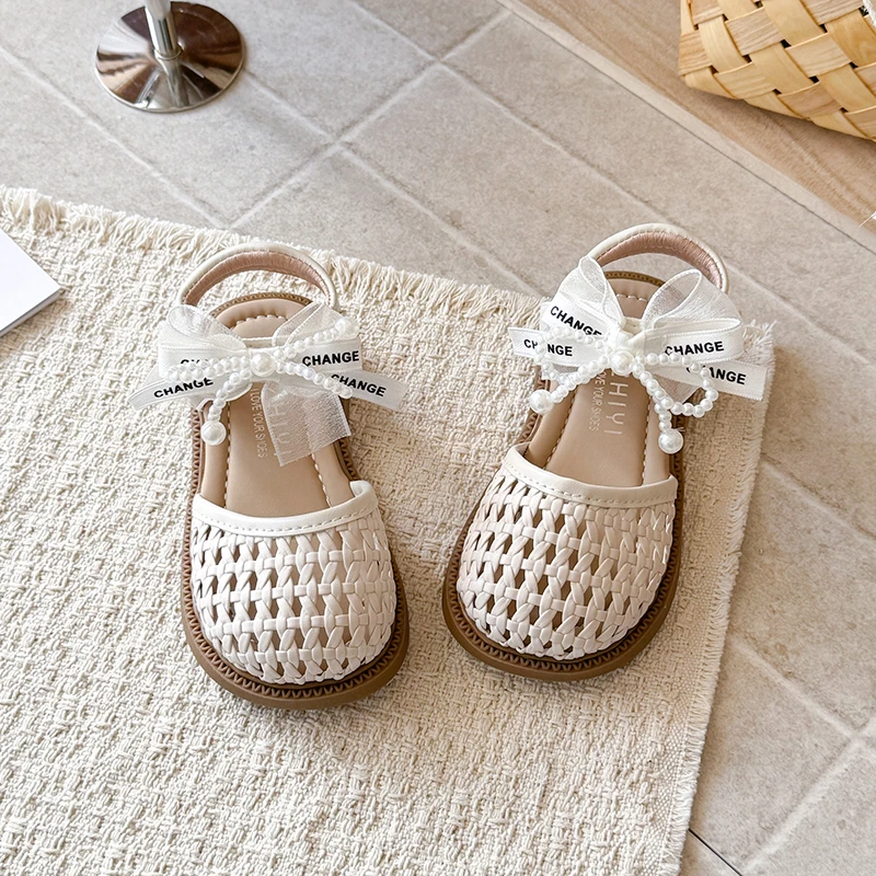 

YUYIN Fashion Girl Shoes Summer New Sandals Soft Sole Handmade Woven Sandals Non-Slip Children's Beach Shoes Simple Girl Sandals