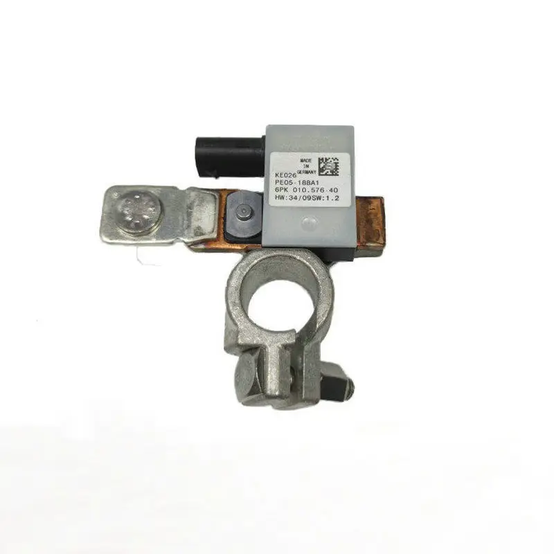 Applicable to Mazda3  CX-5 CX-4 Power connector sensor current sensor