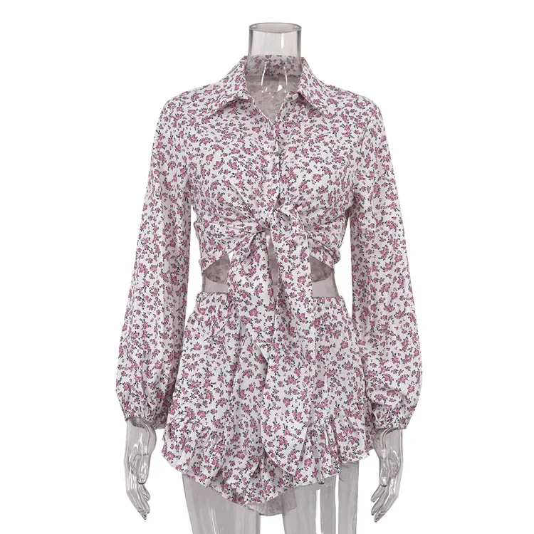 

New Floral Women's Fashion Set Long Sleeved Lapel Shirt Ruffled Shorts Two-Piece Set