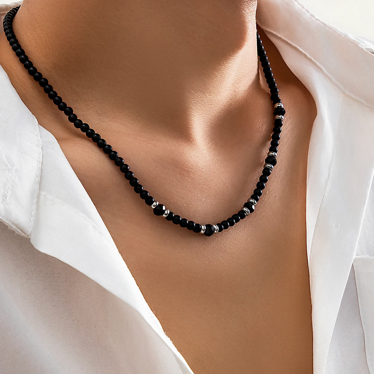 Salircon Punk Black Crystal Bead Clavicle Necklace Men\'s Simple Ethnic Style Bead Chain Choker On Neck Jewelry Gift