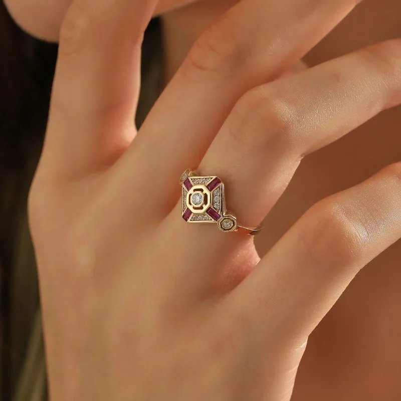 European and American fashion palace style ruby fashion block creative women\'s ring
