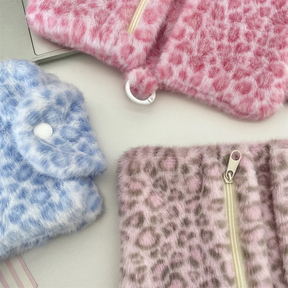 ピンクのヒョウ柄の小銭入れ、かわいい携帯用カードバッグ、雑多なヘッドフォン収納バッグ、口紅用メイクアップバッグ