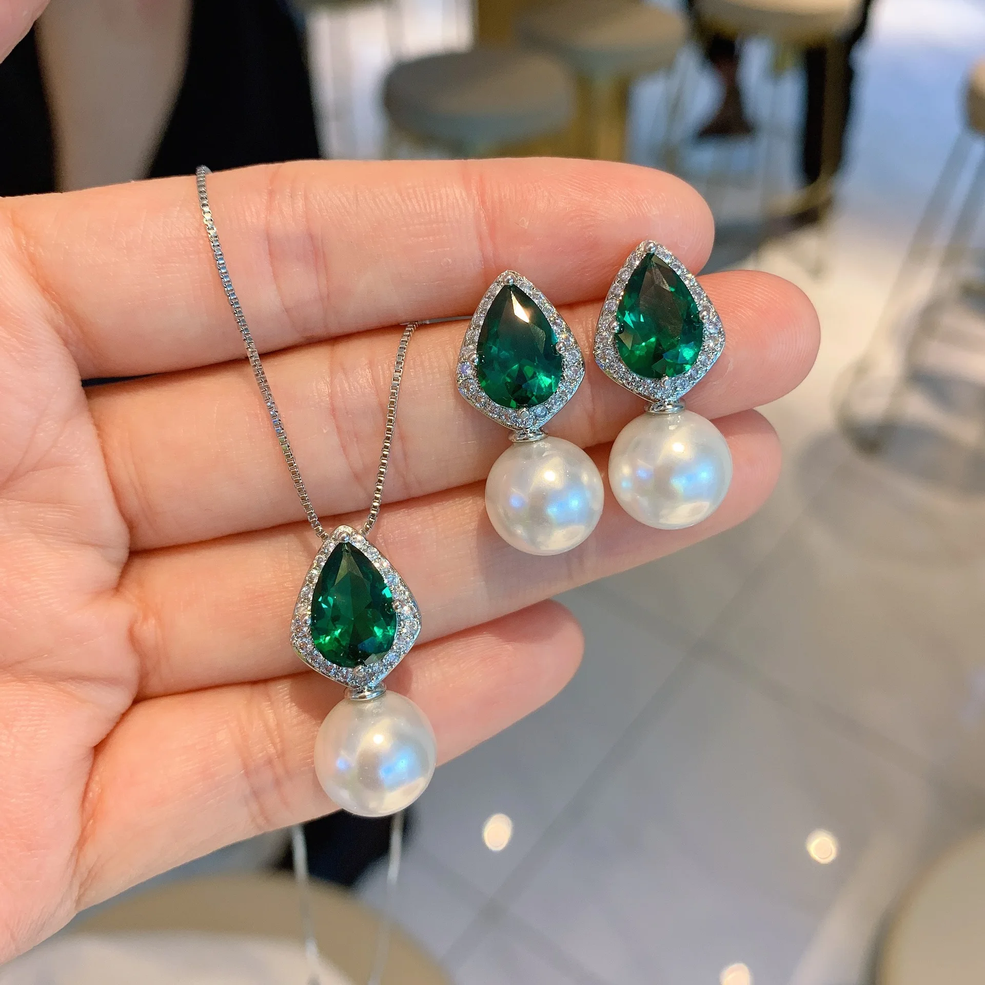 

12mm Pearl Emerald Gemstones Water Droplets Necklace Vintage Earrings 2023 Trend Wedding Dangle Fashion Jewelry Anniversary Gift