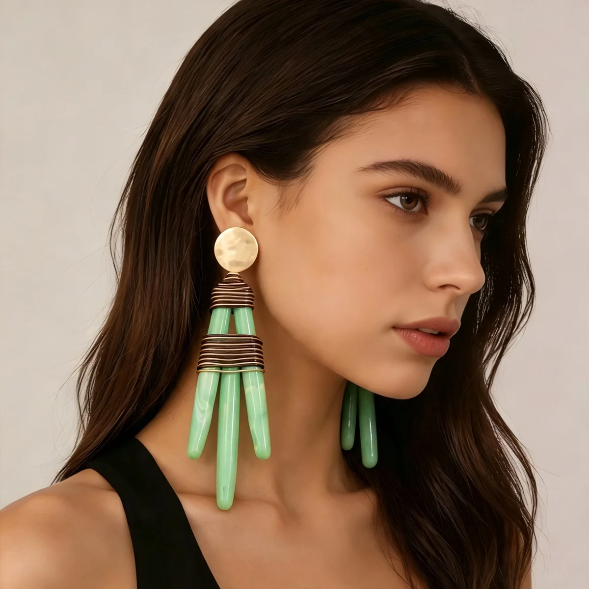 Amazon fashion personality exaggerated hand-wound earrings, pendant earrings, high-end hammer pattern disc stud earrings