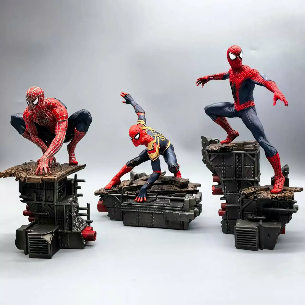 

Marvel Superhero Spider Man Series Avengers Yamaguchi Style Figurine Model Ornament Fans Friend Birthday Gifts