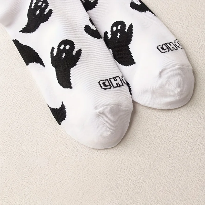 4 أزواج من الجوارب المتوسطة الأنبوبية للزوجين من شبح الهالوين باللونين الأبيض والأسود، جوارب نسائية بسيطة ومتعددة الاستخدامات