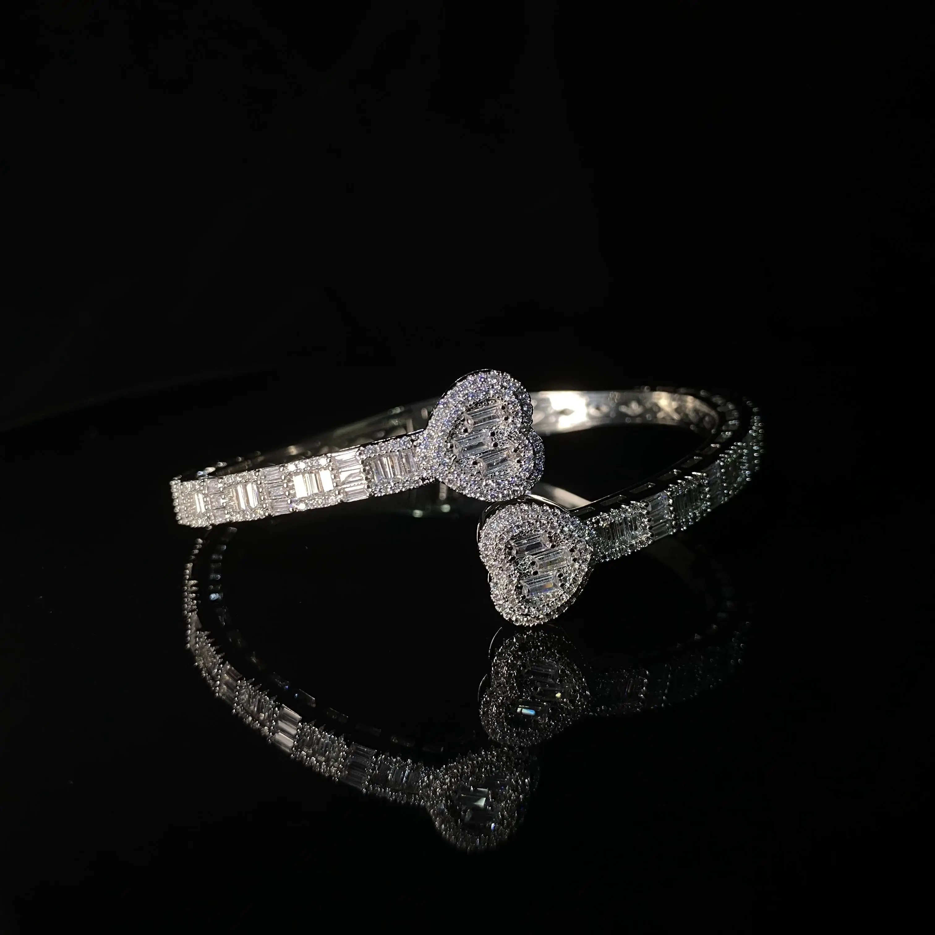 

Two Color Heart Bracelet