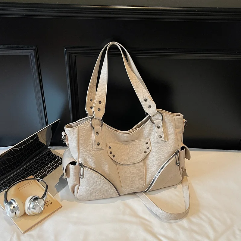 

One Shoulder Messenger Bag Tote Locomotive Bag Women 2025 New Trendy Niche Design Retro Versatile