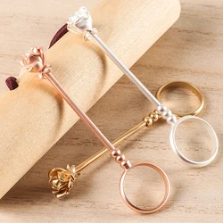 Metal Cigarette Holder Ring Rose Finger Joint Elegant Clip for Women Men Ladies Protecting Fingers from Burn Stain