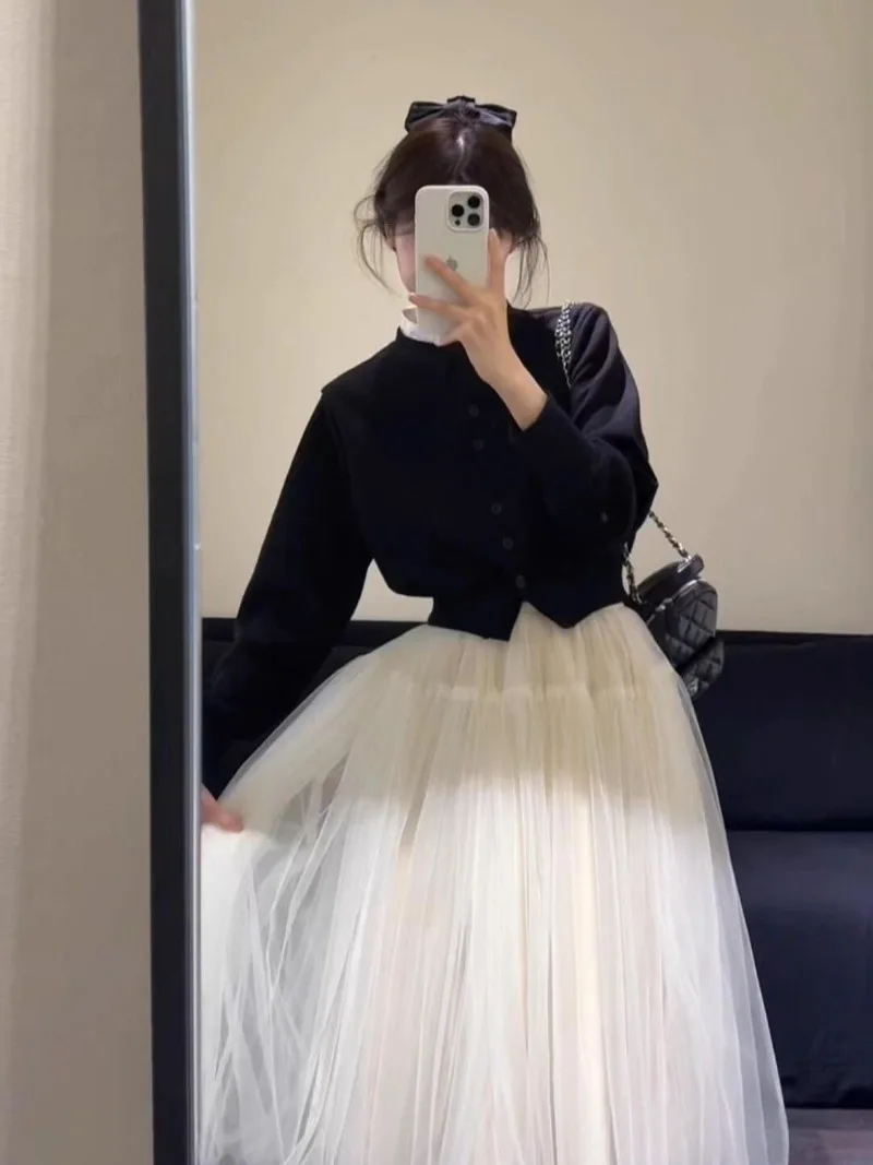 

New Korean Fashion Autumn Two Piece Set Women High End Elegant Slim Long Sleeve Knited Cardigan Top + Mesh Skirt Suit