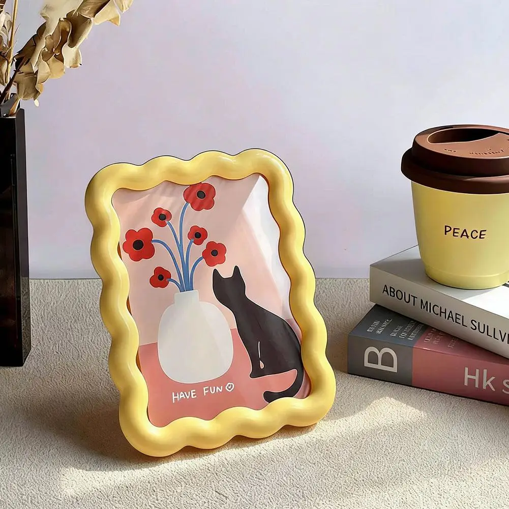 6-inch Acrylic Wavy Picture Frame Ins Style Cute Pink/Green/Yellow Photo Holder Desktop Ornament Wall Art Creative Home Decor