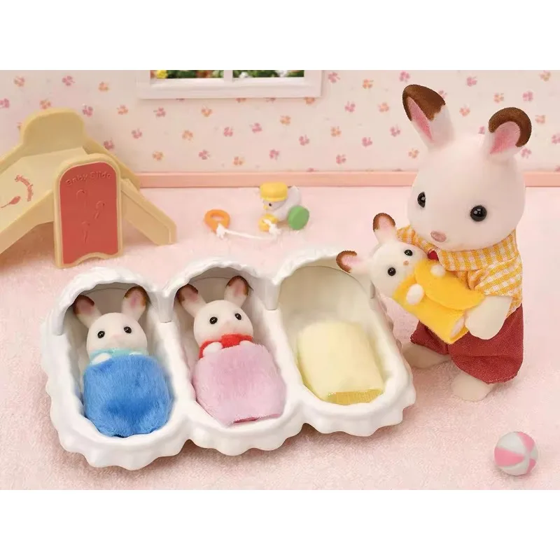 Sylvanian Families 오리지널 액세서리 옷 초콜릿 토끼 세 쌍둥이 가구 세트 케어 세트 소녀 놀이 집 장난감 선물