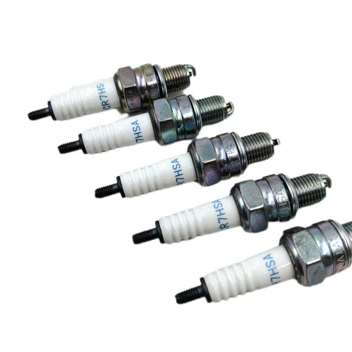 1/2/5PCS motorcycle spark plug CR7HSA C7HSA A7TC for 50cc 70cc 90cc 110cc 125cc 150cc Motorbike Spark plug in engine sparkplug