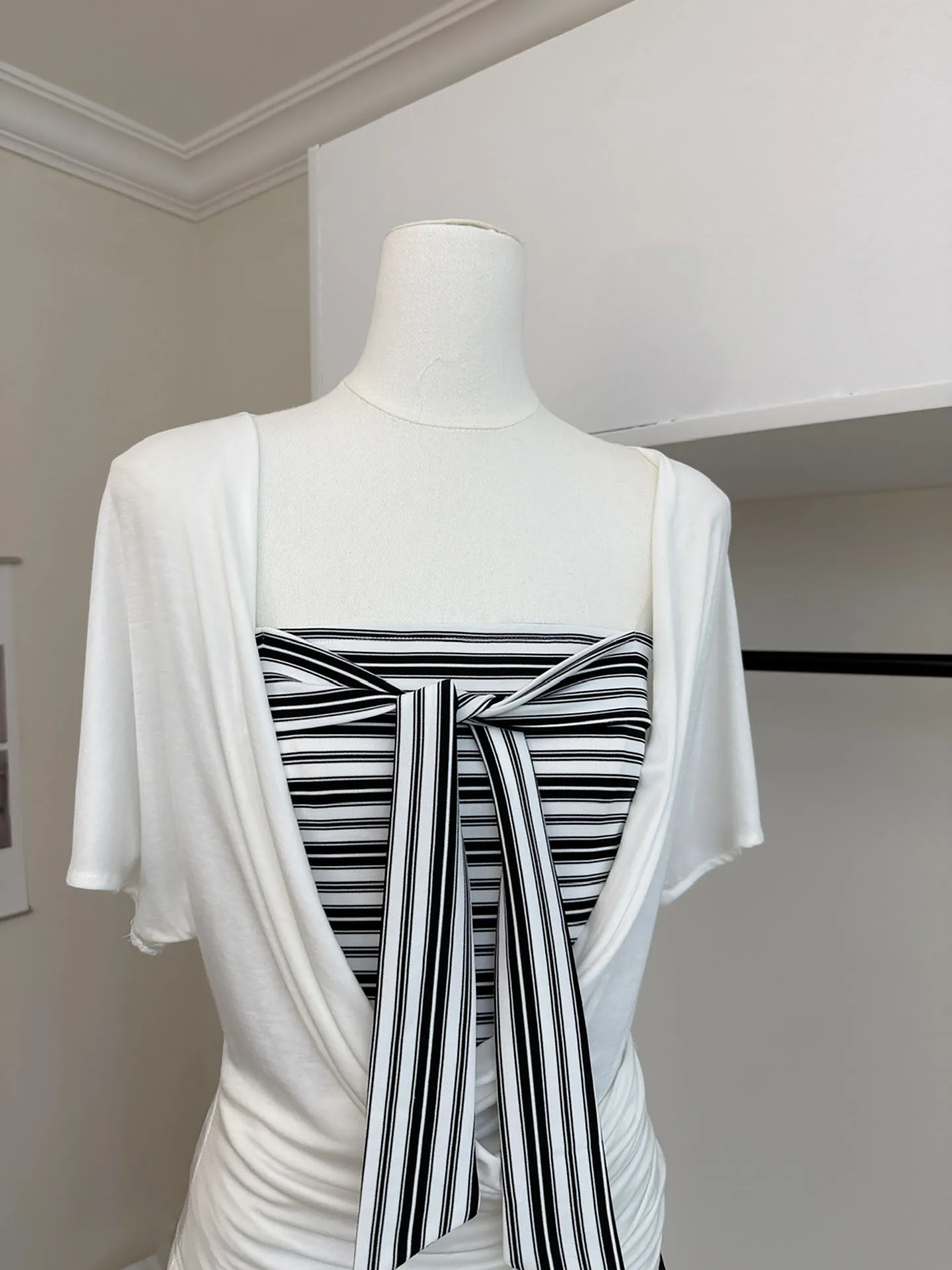 Korean Style Lazy Batwing Sleeve Crop Top And Vest Two Piece Set Women Summer Design Unique Short Sleeve Fashion Ensemble - view 3