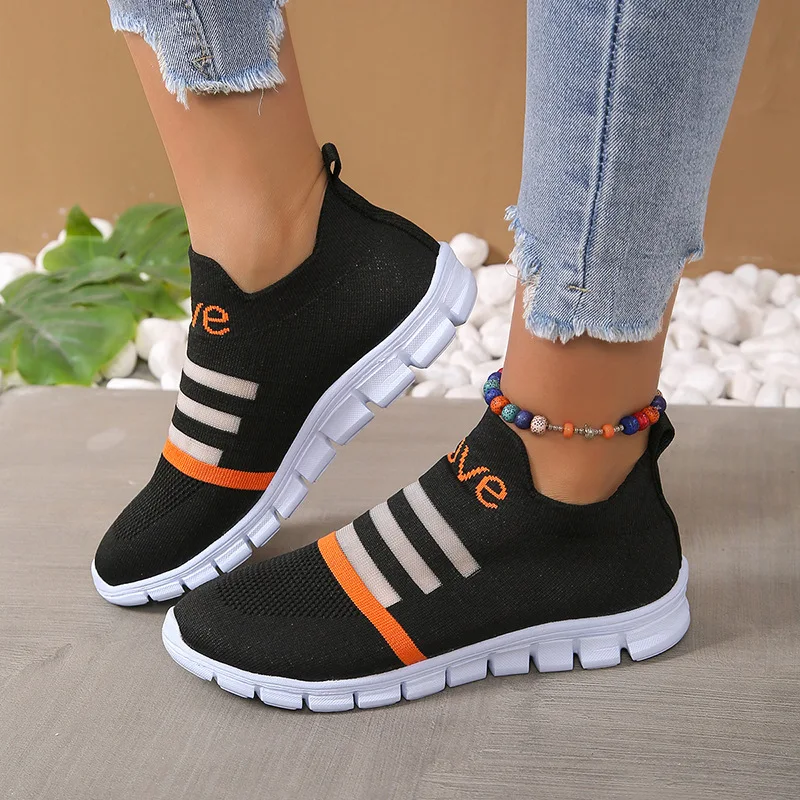 Zapatos Deportivos cómodos y transpirables para mujer, zapatillas informales de suela suave, antideslizantes, talla grande, novedad de verano, 2024