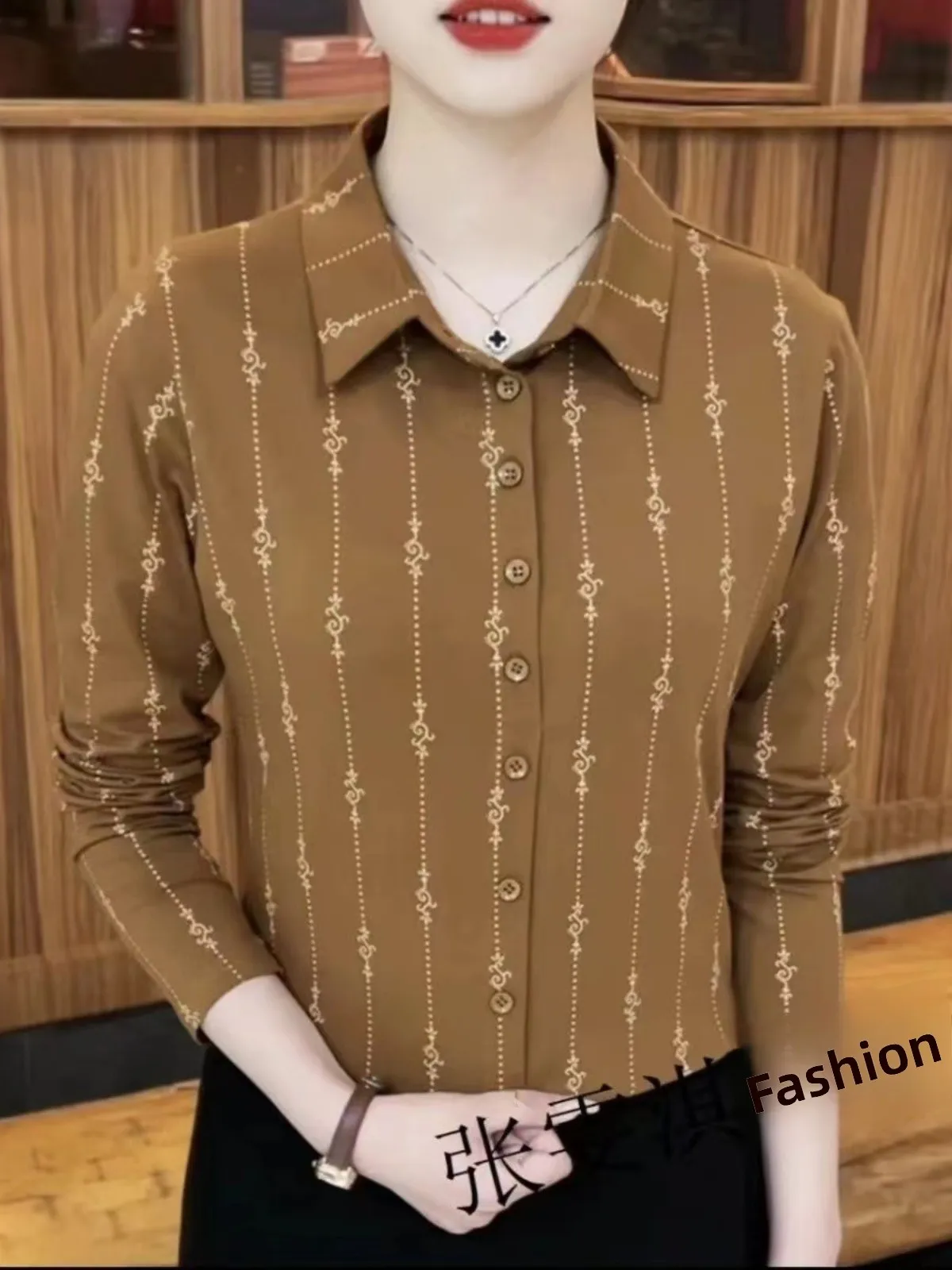 

Стильная женская футболка с длинным рукавом в полоску, универсальная, модная, с круглым вырезом, в корейском стиле, для повседневной носки, прямого кроя, с пуговицами