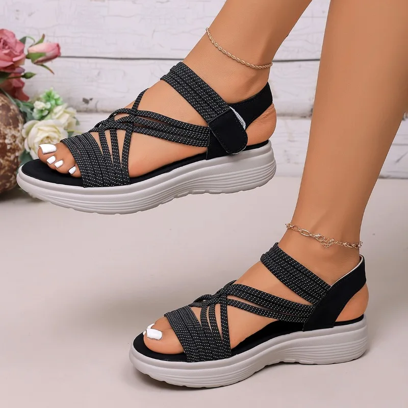 2026 Sommer Damen Römersandalen Modische Kreuzriemen-Designer-Sandalen Neue Low-Top Damen Outdoor Freizeit-Walkingschuhe 36-43 – Detail 9