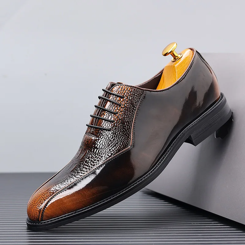 

Genuine Leather Crocodile Pattern Wedding Shoes Men 2026 Spring New Designer Brogue Shoes Male Business Casual Dress Shoe Man