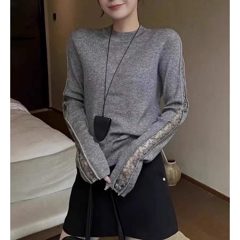 

Hollow lace spliced long-sleeved stand-neck bottoming shirt for women's autumn winter loose German velvet T-shirt underwear