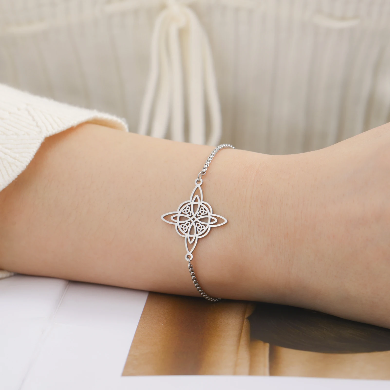 Kkjoy Hexenknoten-Armband mit keltischem vierzackigen Stern, Edelstahl, Wicca-Armband, okkultes Amulett, Charms, Schmuck, Geschenk für Frauen – Detail 16