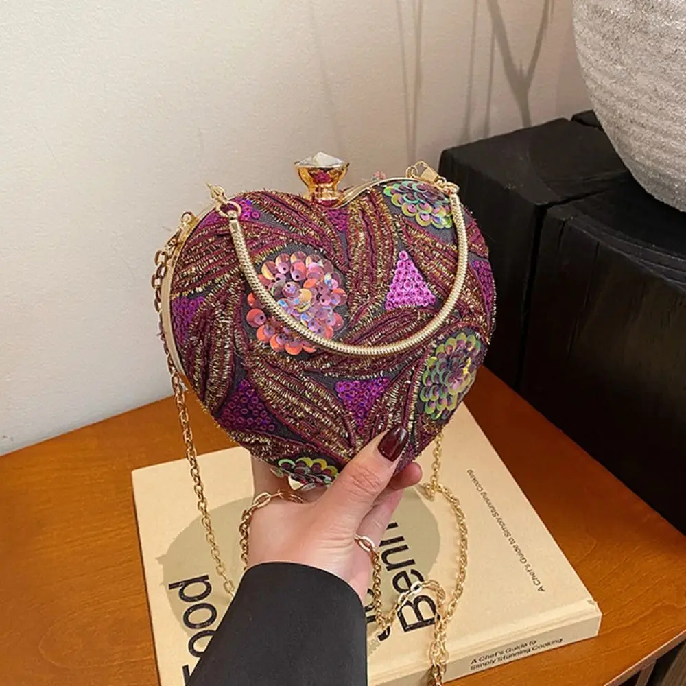 

Fashion Glitter Sequin Evening Banquet Bag Embroidery Large Capacity Heart Shape Handbag Elegant Sweet Ladies Clutch Bag Ladies