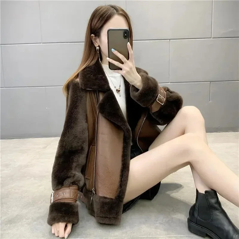 Oversized 5XL Lamb Leather Spliced Jacket Women\'s Autumn/Winter New Short Warm Coat Female Motorcycle Zipper Outwear Tops F765