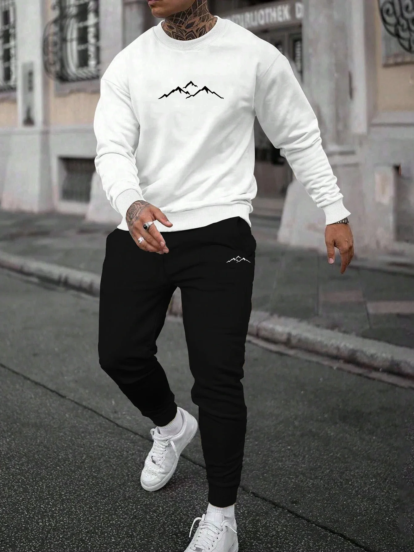Men's New Printed Sportswear, Fashionable Round Neck Sweatshirt, Sports Suit, Autumn and Winter Casual Office Men's Clothing